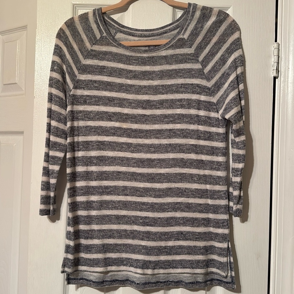 💖3/$15💖 Aerie Knit Tunic 3/4 Sleeve